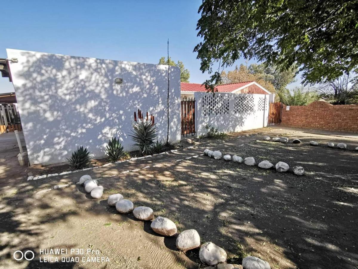Akkerdam Bed And Breakfast Calvinia Exterior photo